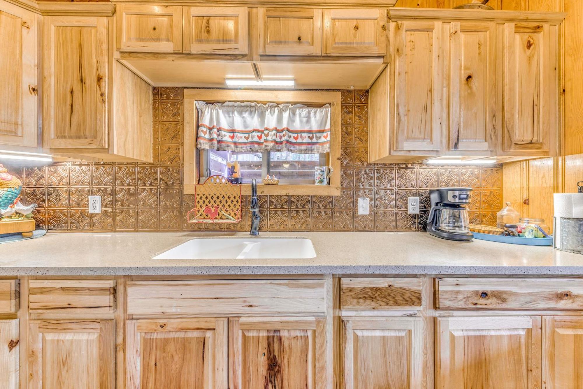 Ruidoso Cabin With Hot Tub - 2 Mi To Grindstone Lake Exterior photo